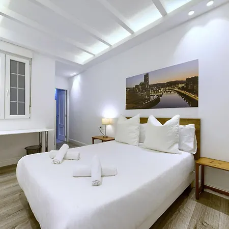 Apartment Near Museum Luxury By Next Stop *