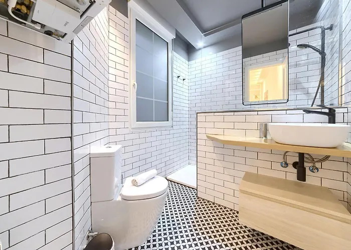 Near Museum Luxury By Next Stop * Bilbau